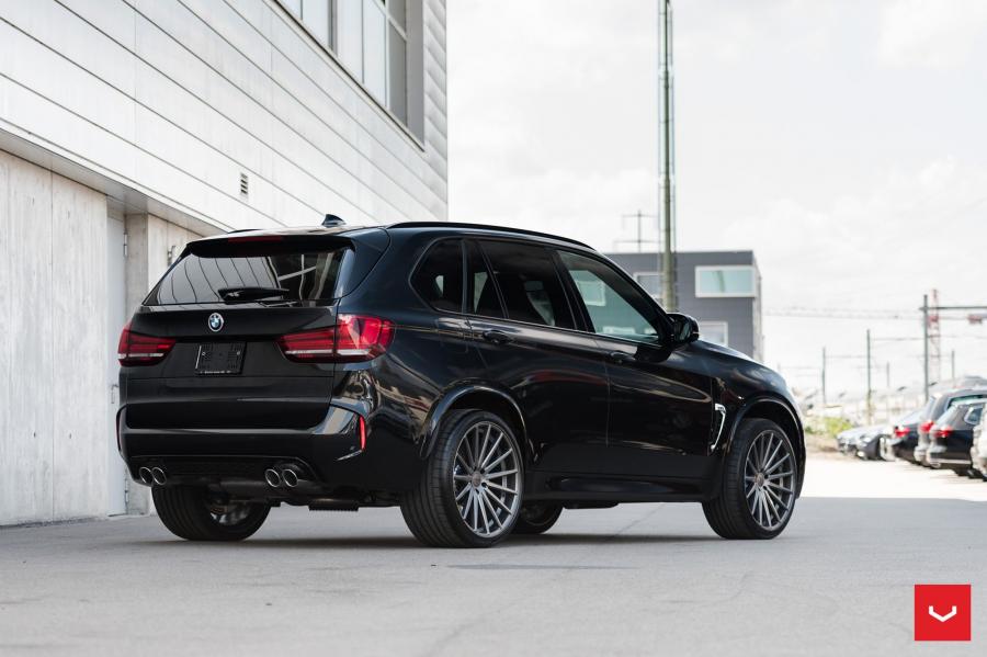  BMW X5 on Vossen Wheels (VFS2) 2017 года  (фото 22 из 23)